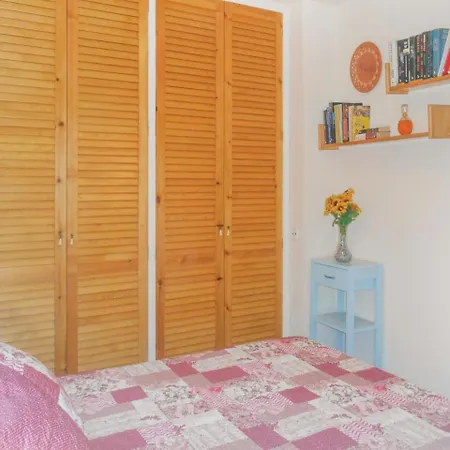 Three-bedroom In 아파트 또사데마르